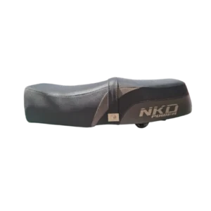 Cojín de Moto NKD Power con acabado tipo carbono